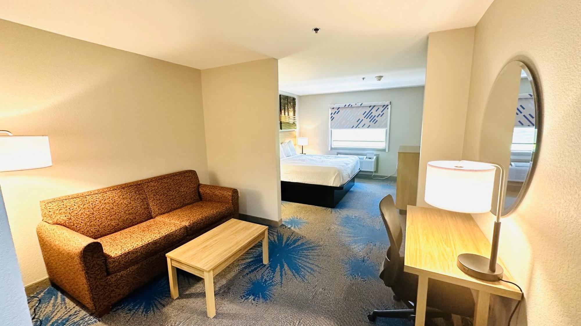 Days Inn & Suites By Wyndham Wynne Ngoại thất bức ảnh
