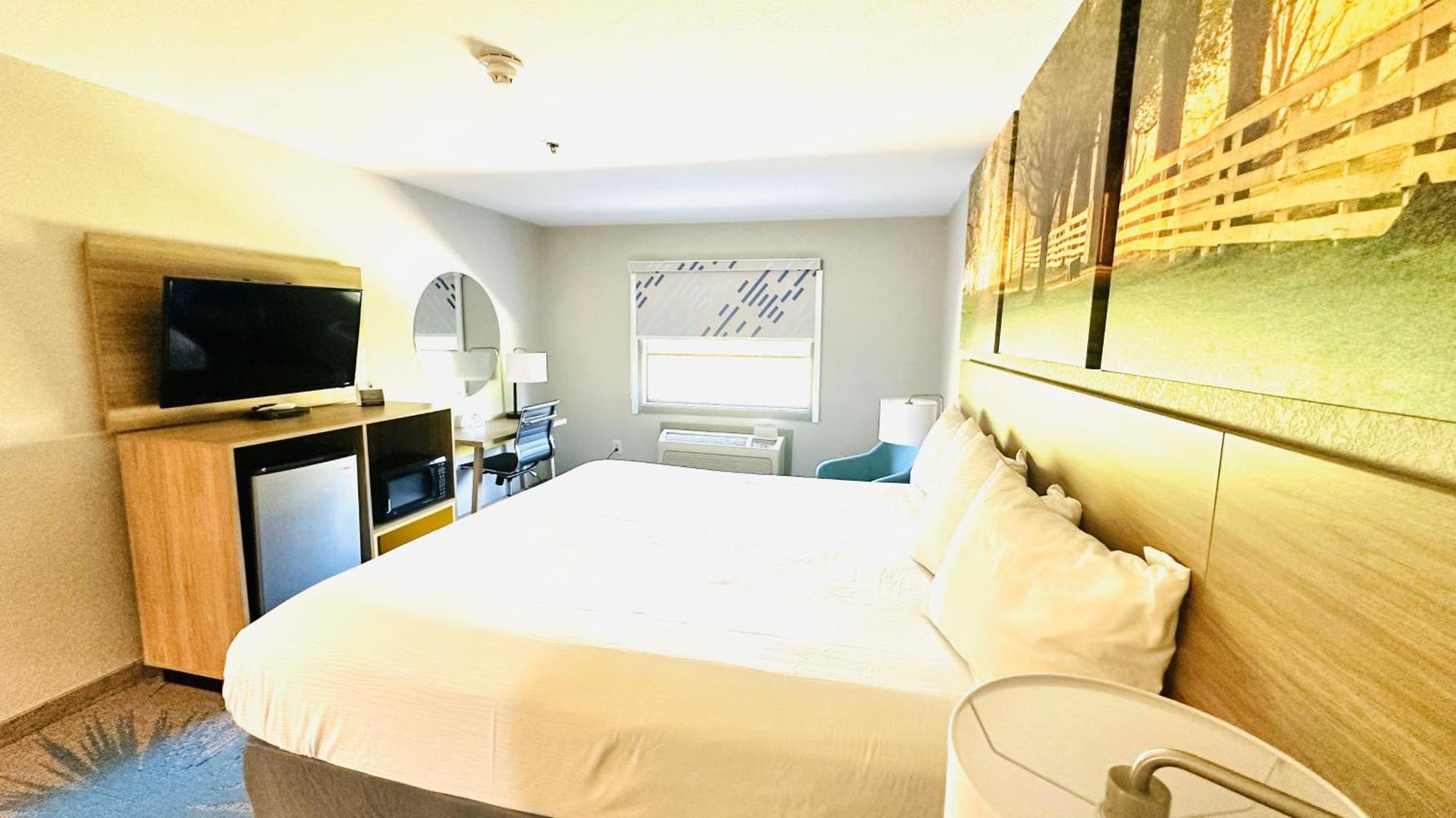 Days Inn & Suites By Wyndham Wynne Ngoại thất bức ảnh