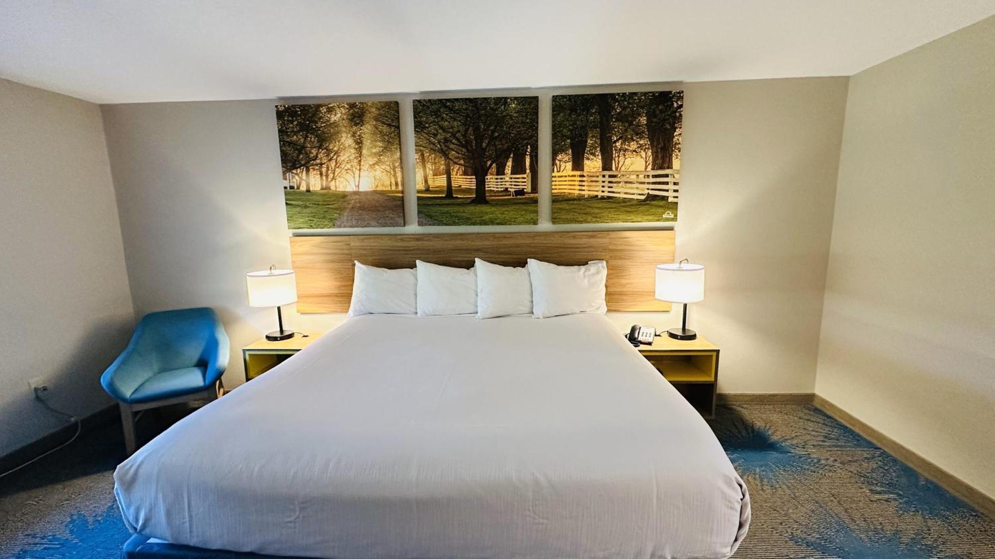 Days Inn & Suites By Wyndham Wynne Ngoại thất bức ảnh